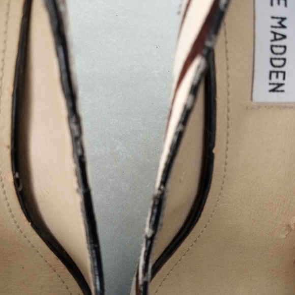 Steve Madden Rummble Calf Hair Zebra Print Heel - Picture 12 of 12